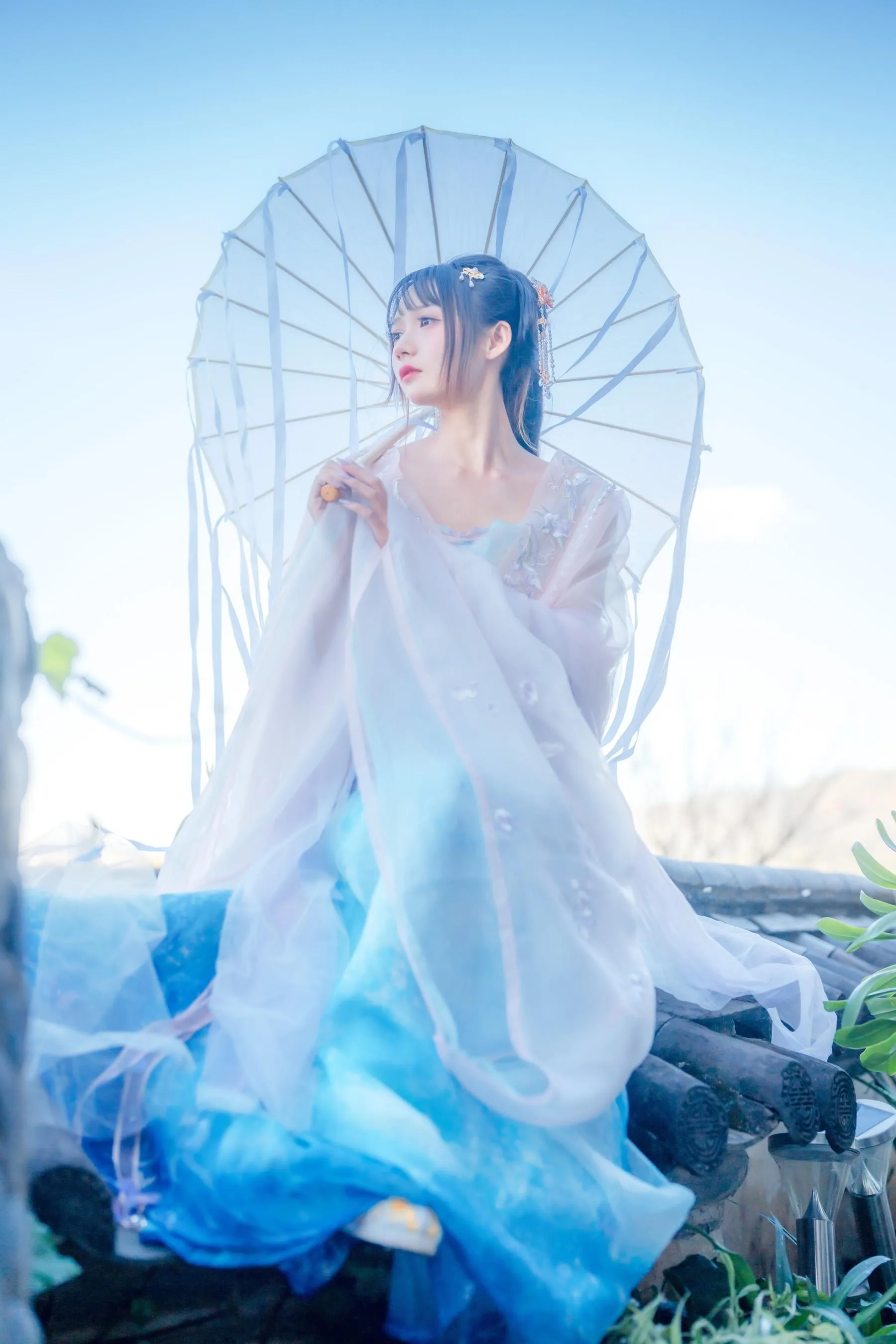 [艺图语] 2022.05.14 丽江屋顶 兔子Zzz不吃胡萝卜 [23P]插图4